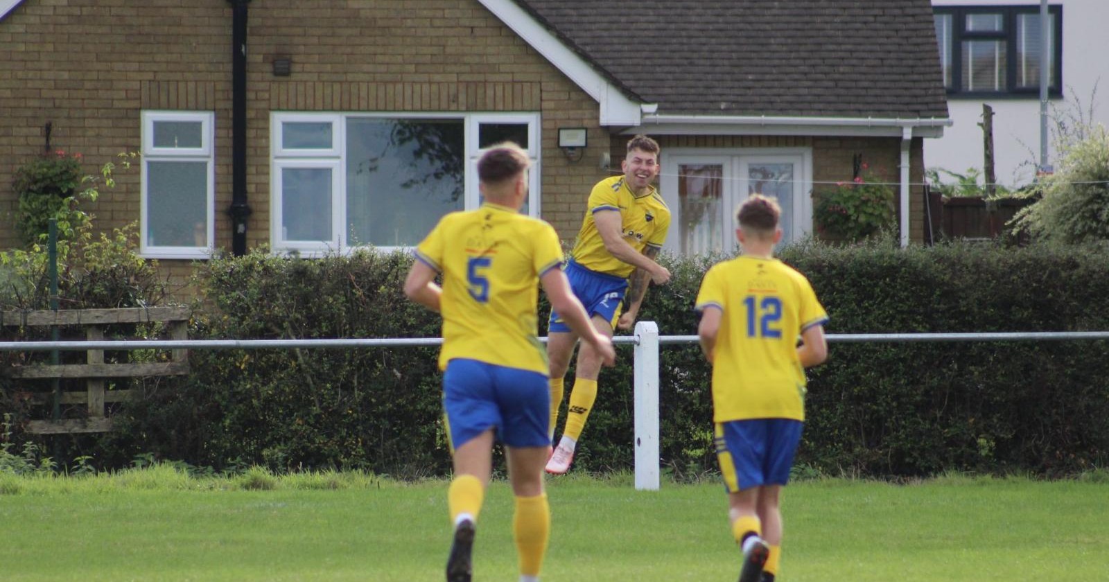 Sutton Bonington FC playing against Dunton & Broughton Utd FC